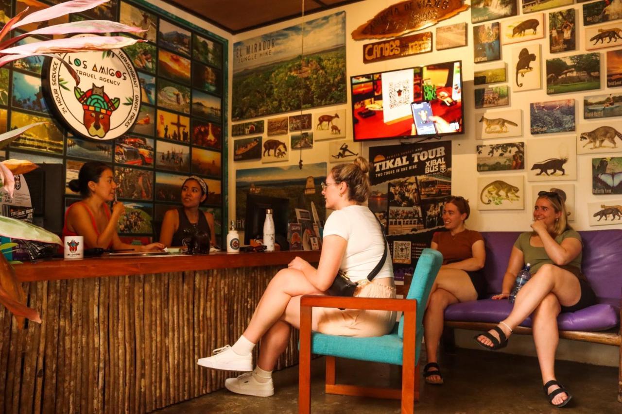 Los Amigos Hostel Flores Εξωτερικό φωτογραφία