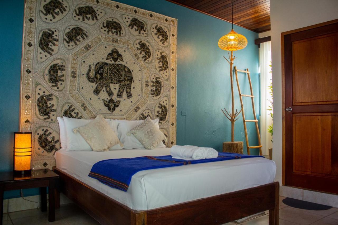 Los Amigos Hostel Flores Δωμάτιο φωτογραφία
