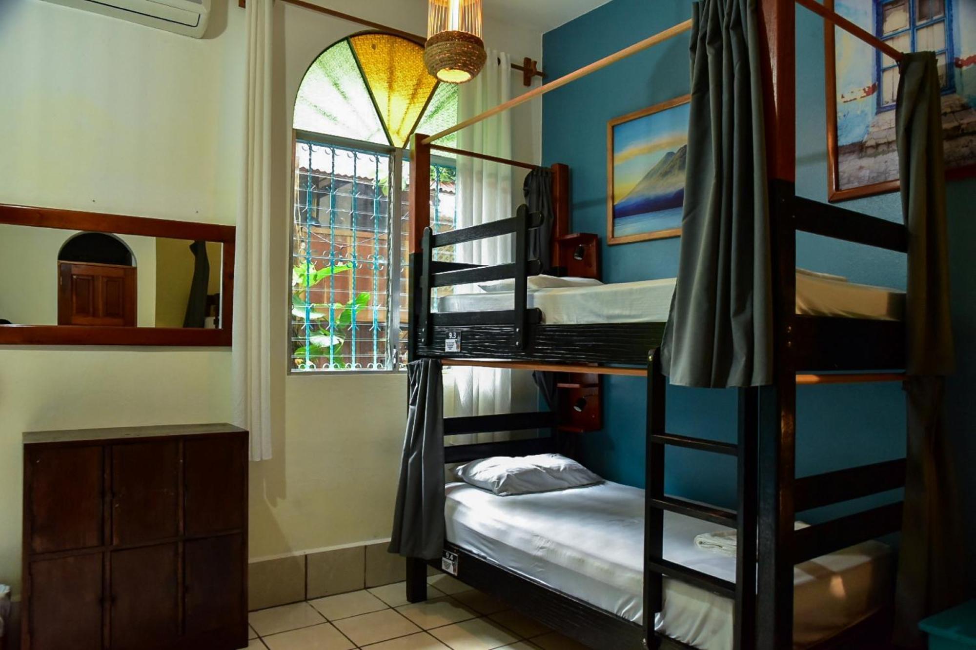 Los Amigos Hostel Flores Δωμάτιο φωτογραφία