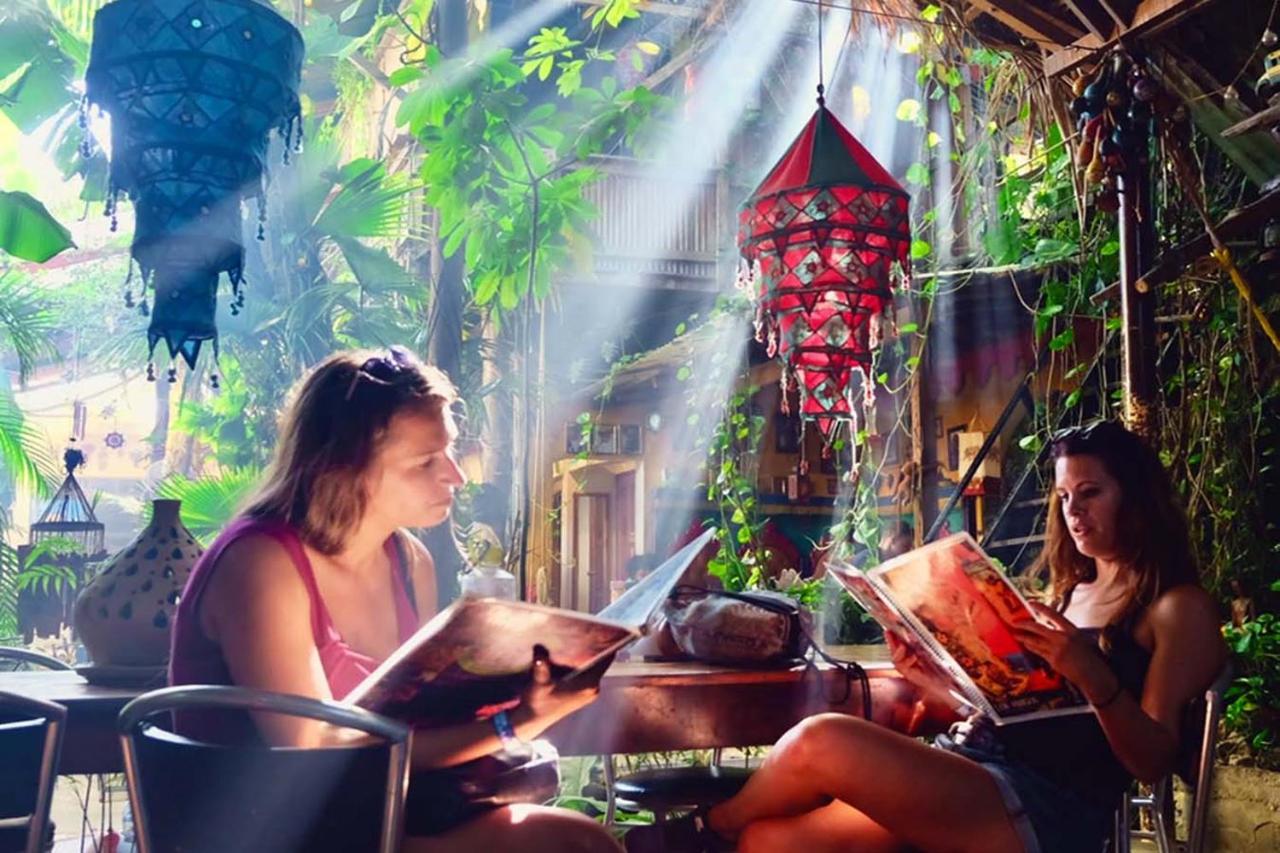 Los Amigos Hostel Flores Εξωτερικό φωτογραφία